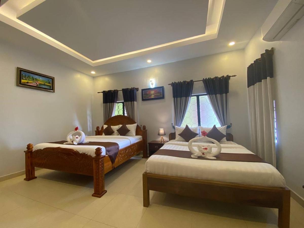 Hotel The Moon Kampot Boutique Exterior foto